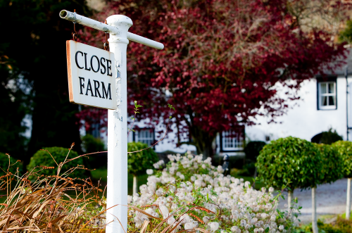 Sign in front of Close Farm