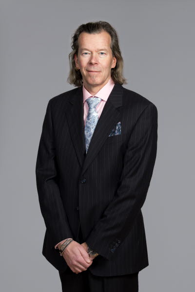 Tommy Åsenbrygg, employee representative, Board of Directors