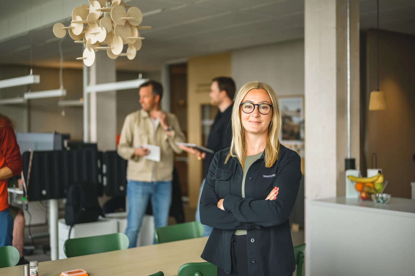 Three Holmen employees