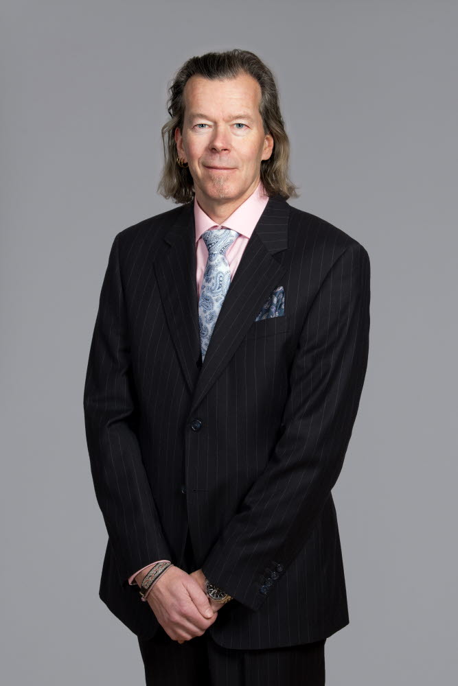 Tommy Åsenbrygg, employee representative, Board of Directors