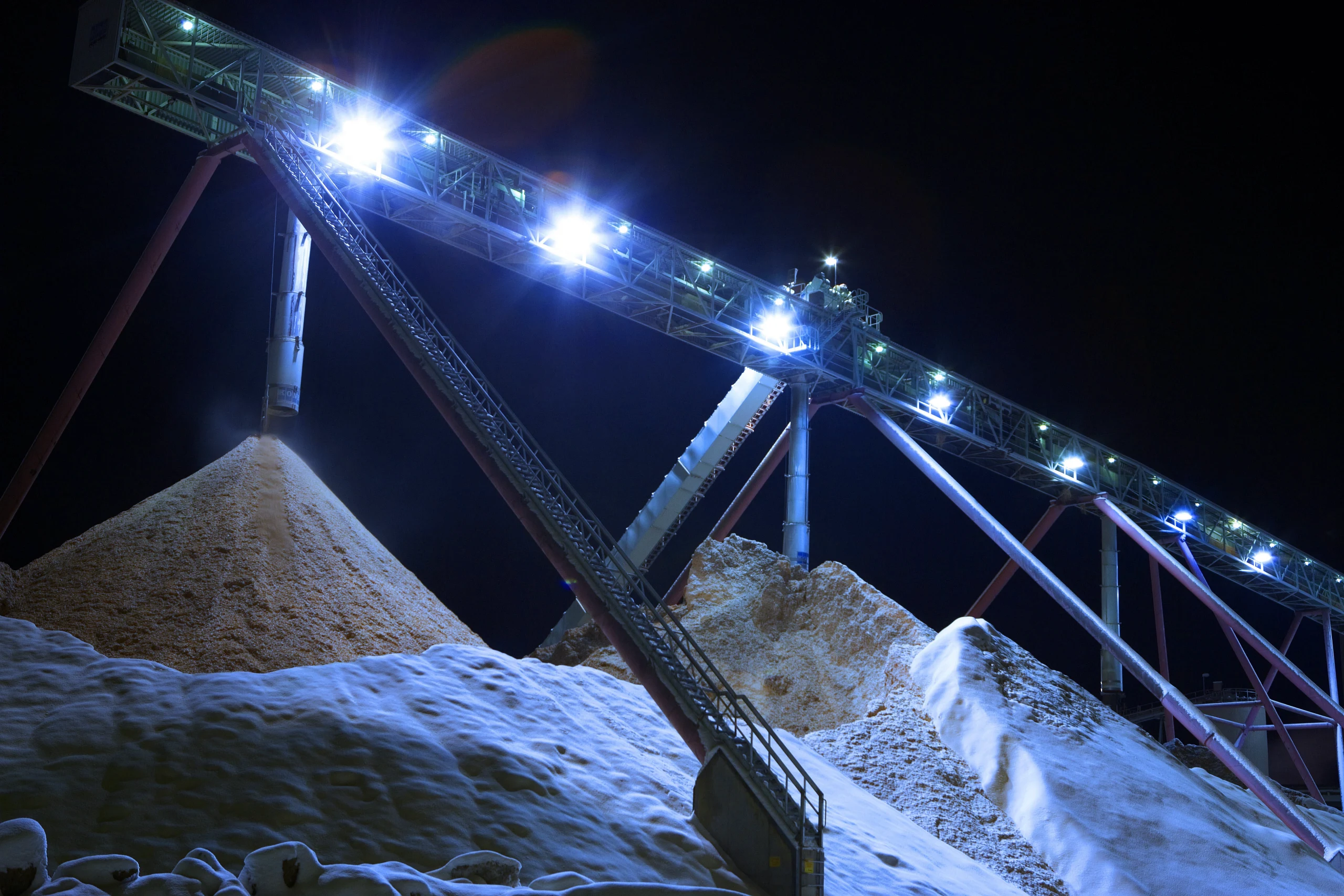 Bild på leende tjej på Iggesunds bruk